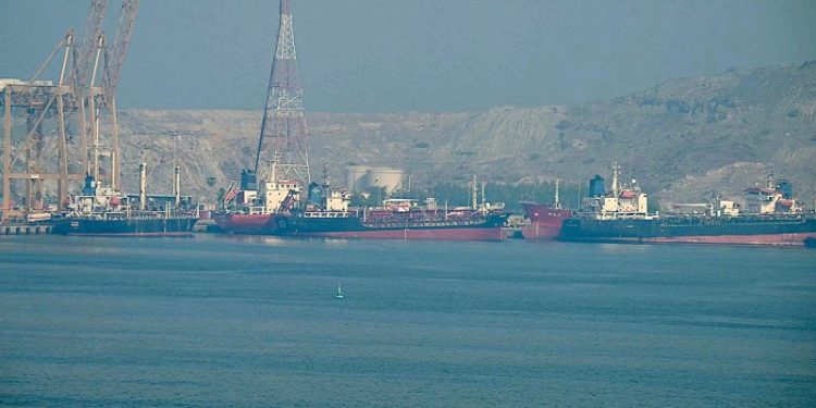 Iran seizes oil tankers, threatens ‘massacre’ in Strait of Hormuz, hours before US talks
